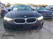 2024 BMW 3 Series 330i xDrive z VIN 3MW89FF02R8E13041, wystawiony jako IAAI lot #43489376 z przebiegiem 39 474 mil mil oraz . Historia ofert i sprzedaży dostępna na DreamBid. Obrazek 6.