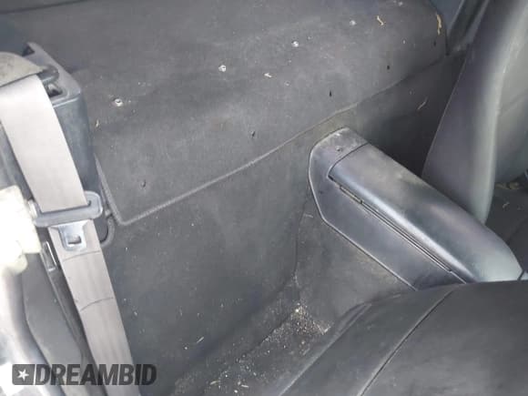 ✅ 1999 Mazda MX-5 Miata • VIN: JM1NB3531X0105029 • Lot: 42083930. Listed on IAAI with 186,885 mi. Free auction sales archive from the USA and detailed vehicle history report at DreamBid. Image 8.