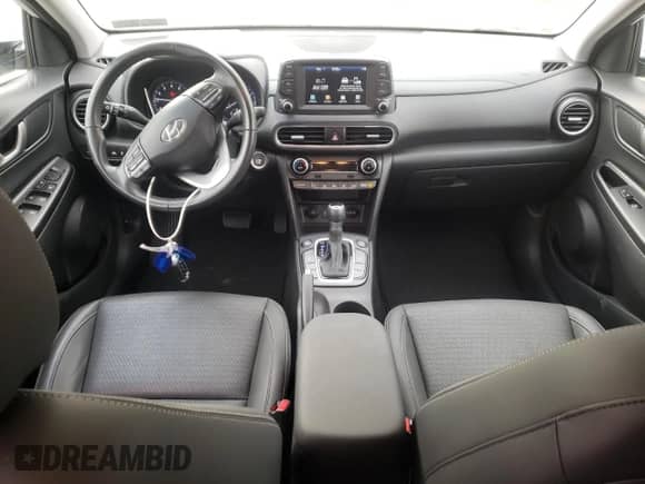 2020 Hyundai Kona Limited с VIN KM8K3CA50LU434827, выставлен на аукционе Copart как лот 69276332 с пробегом 6 019 миль миль и . История ставок и продаж доступна на DreamBid. Изображение 8.