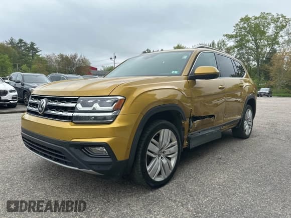 ✅ 2018 Volkswagen Atlas SEL Premium • VIN: 1V2NR2CA3JC564705 • Лот: 42290407. Опубликован ранее на IAAI с пробегом 114 723 миль. Бесплатный доступ к архиву аукционных продаж из США и подробный отчёт об истории автомобиля на DreamBid. Изображение 2.
