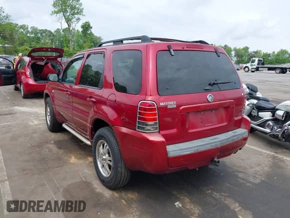 2005 Mercury Mariner Luxury с VIN 4M2YU56185DJ12429, выставлен на аукционе IAAI как лот 42130913 с пробегом 208 496 миль миль и . История ставок и продаж доступна на DreamBid. Изображение 3.