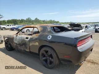 ✅ 2010 Dodge Challenger R/T Classic • VIN: 2B3CJ5DT4AH282184 • Lot: 68417534. Wystawiony na Copart z przebiegiem Nie podano. Bezpłatny archiwum sprzedaży aukcyjnych z USA i szczegółowy raport historii pojazdu na DreamBid. Zdjęcie 2.