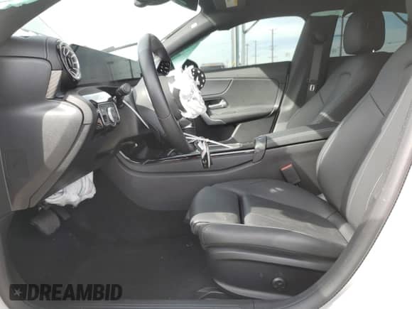 2024 Mercedes-Benz CLA 250 с VIN W1K5J4GB7RN468802, выставлен на аукционе Copart как лот 47618285 с пробегом 7 665 миль миль и Списание • Salvage title. История ставок и продаж доступна на DreamBid. Изображение 7.