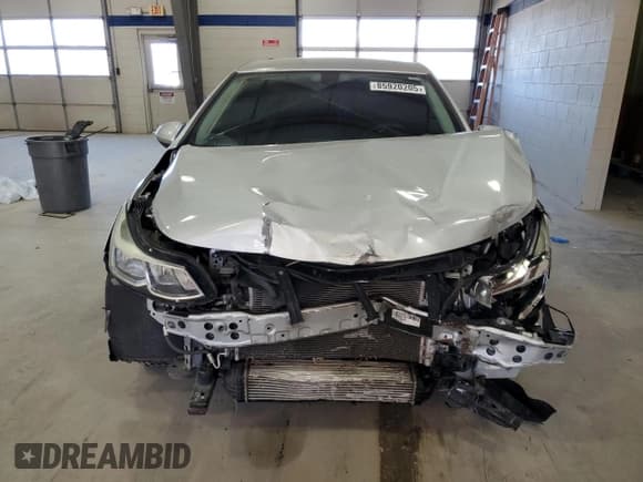 ✅ 2017 Chevrolet Cruze LS • VIN: 1G1BC5SM6H7120300 • Lot: 85920205. Listed on Copart with 152,820 mi. Free auction sales archive from the USA and detailed vehicle history report at DreamBid. Image 5.