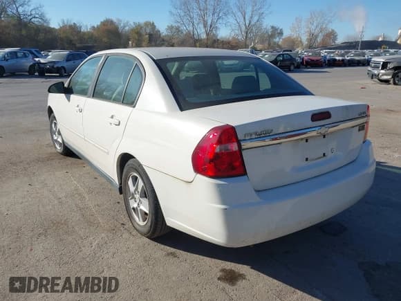 ✅ 2004 Chevrolet Malibu LS • VIN: 1G1ZT52884F227284 • Lot: 43663518. Listed on IAAI with 113,663 mi. Free auction sales archive from the USA and detailed vehicle history report at DreamBid. Image 3.