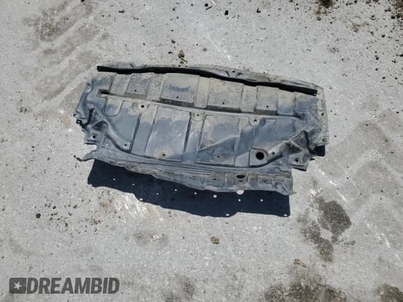 ✅ 2017 Infiniti Q60 Premium • VIN: JN1EV7EKXHM360345 • Lot: 57509495. Wystawiony na Copart z przebiegiem 64 940 mil. Bezpłatny archiwum sprzedaży aukcyjnych z USA i szczegółowy raport historii pojazdu na DreamBid. Zdjęcie 12.