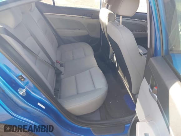 ✅ 2017 Hyundai Elantra SE • VIN: KMHD84LF0HU224547 • Lot: 43372298. Listed on IAAI with 75,414 mi. Free auction sales archive from the USA and detailed vehicle history report at DreamBid. Image 8.