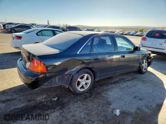 ✅ 2000 Toyota Avalon XL • VIN: 4T1BF28B5YU110888 • Лот: 87444015. Опубликован ранее на Copart с пробегом 381 107 миль. Бесплатный доступ к архиву аукционных продаж из США и подробный отчёт об истории автомобиля на DreamBid. Изображение 3.