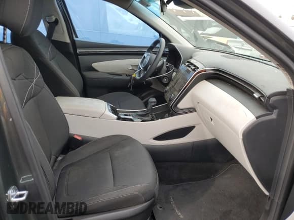 ✅ 2022 Hyundai Tucson SE • VIN: 5NMJA3AE2NH008024 • Lot: 68384592. Wystawiony na Copart z przebiegiem 35 695 mil. Bezpłatny archiwum sprzedaży aukcyjnych z USA i szczegółowy raport historii pojazdu na DreamBid. Zdjęcie 7.