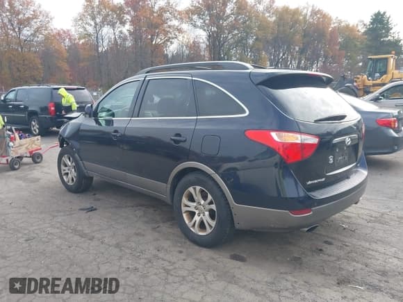 ✅ 2012 Hyundai Veracruz GLS • VIN: KM8NUDCC1CU186826 • Lot: 43536615. Listed on IAAI with 155,862 mi. Free auction sales archive from the USA and detailed vehicle history report at DreamBid. Image 3.