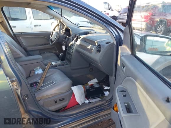 ✅ 2005 Ford Freestyle SEL • VIN: 1FMZK05185GA57589 • Лот: 41287524. Опубликован ранее на IAAI с пробегом Не указан. Бесплатный доступ к архиву аукционных продаж из США и подробный отчёт об истории автомобиля на DreamBid. Изображение 5.