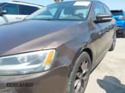 ✅ 2011 Volkswagen Jetta SE • VIN: 3VWDZ7AJ6BM021259 • Lot: 42964771. Listed on IAAI with 269,937 mi. Free auction sales archive from the USA and detailed vehicle history report at DreamBid. Image 6.