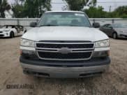 ✅ 2006 Chevrolet Silverado 1500 LS • VIN: 1GCEC14V26Z240390 • Лот: 71025874. Опубликован ранее на Copart с пробегом 171 828 миль. Бесплатный доступ к архиву аукционных продаж из США и подробный отчёт об истории автомобиля на DreamBid. Изображение 5.