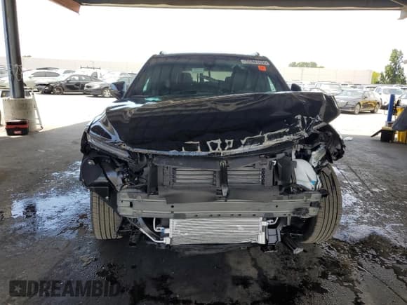 ✅ 2025 Chevrolet Blazer RS • VIN: 3GNKBKRS5SS212883 • Lot: 60678885. Listed on Copart with 164 mi. Free auction sales archive from the USA and detailed vehicle history report at DreamBid. Image 5.