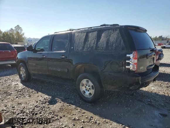 ✅ 2013 Chevrolet Suburban LT • VIN: 1GNSKJE76DR256053 • Lot: 76566454. Wystawiony na Copart z przebiegiem 258 788 mil. Bezpłatny archiwum sprzedaży aukcyjnych z USA i szczegółowy raport historii pojazdu na DreamBid. Zdjęcie 2.