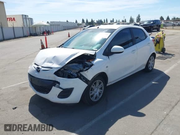 ✅ 2012 Mazda 2 Sport • VIN: JM1DE1KZ1C0145993 • Lot: 42863424. Wystawiony na IAAI z przebiegiem 118 650 mil. Bezpłatny archiwum sprzedaży aukcyjnych z USA i szczegółowy raport historii pojazdu na DreamBid. Zdjęcie 2.