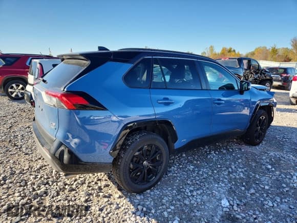 ✅ 2022 Toyota RAV4 Hybrid XSE • VIN: 2T3E6RFVXNW035286 • Lot: 89499505. Listed on Copart with 77,292 mi. Free auction sales archive from the USA and detailed vehicle history report at DreamBid. Image 3.
