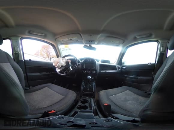 ✅ 2014 Jeep Patriot Latitude • VIN: 1C4NJPFB5ED533403 • Лот: 43738438. Опубликован ранее на IAAI с пробегом 176 057 миль. Бесплатный доступ к архиву аукционных продаж из США и подробный отчёт об истории автомобиля на DreamBid. Изображение 22.