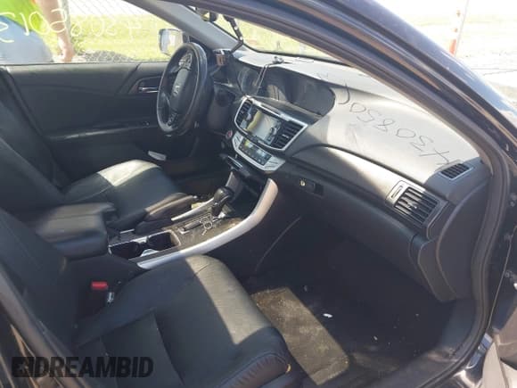 ✅ 2015 Honda Accord EX-L • VIN: 1HGCR2F86FA199894 • Lot: 43085013. Listed on IAAI with 149,855 mi. Free auction sales archive from the USA and detailed vehicle history report at DreamBid. Image 5.