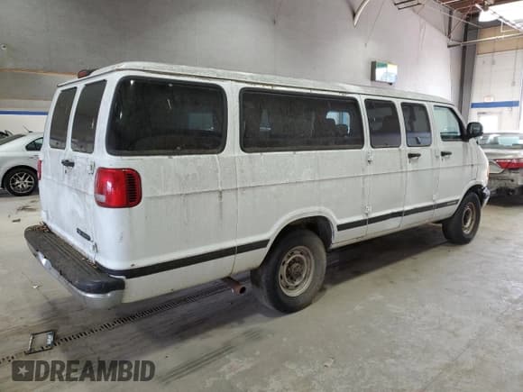✅ 2000 Dodge Passenger • VIN: 2B5WB35Z6YK149125 • Lot: 86195464. Listed on Copart with 145,882 mi. Free auction sales archive from the USA and detailed vehicle history report at DreamBid. Image 3.