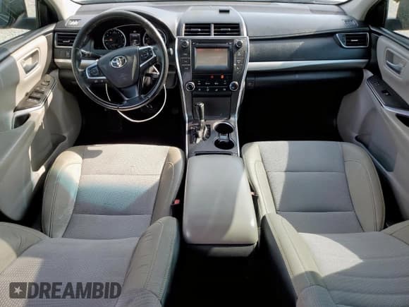 ✅ 2017 Toyota Camry XLE • VIN: 4T1BF1FK4HU346526 • Lot: 71798625. Wystawiony na Copart z przebiegiem 257 113 mil. Bezpłatny archiwum sprzedaży aukcyjnych z USA i szczegółowy raport historii pojazdu na DreamBid. Zdjęcie 8.