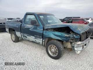 1998 Dodge 1500 z VIN 1B7HC16X5WS558816, wystawiony jako Copart lot #75678144 z przebiegiem Nie podano mil oraz Szkoda całkowita • Salvage title. Historia ofert i sprzedaży dostępna na DreamBid. Obrazek 4.