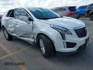 ✅ 2022 Cadillac XT5 FWD Luxury • VIN: 1GYKNAR49NZ136789 • Lot: 43282729. Wystawiony na IAAI z przebiegiem 39 085 mil. Bezpłatny archiwum sprzedaży aukcyjnych z USA i szczegółowy raport historii pojazdu na DreamBid. Zdjęcie 1.