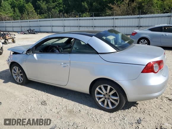✅ 2011 Volkswagen Eos Komfort • VIN: WVWBW7AH2BV002794 • Лот: 56678075. Опубликован ранее на Copart с пробегом 109 736 миль. Бесплатный доступ к архиву аукционных продаж из США и подробный отчёт об истории автомобиля на DreamBid. Изображение 2.