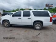 ✅ 2010 Chevrolet Suburban LS • VIN: 1GNUCHE09AR200640 • Lot: 42326053. Listed on IAAI with 218,327 mi. Free auction sales archive from the USA and detailed vehicle history report at DreamBid. Image 14.