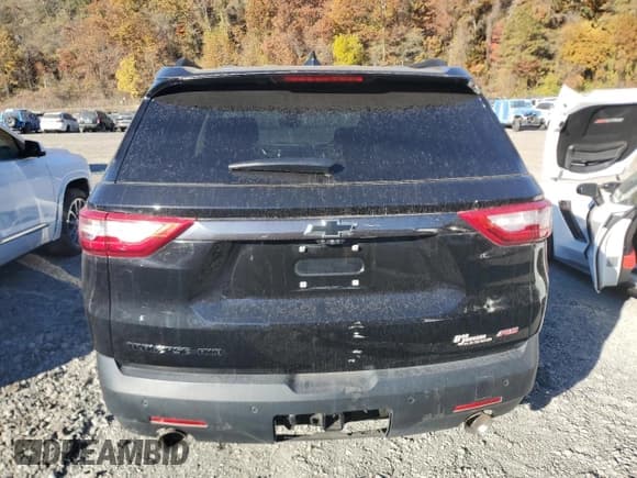 ✅ 2021 Chevrolet Traverse RS • VIN: 1GNEVJKW0MJ243183 • Lot: 44626405. Wystawiony na Copart z przebiegiem 51 452 mil. Bezpłatny archiwum sprzedaży aukcyjnych z USA i szczegółowy raport historii pojazdu na DreamBid. Zdjęcie 6.