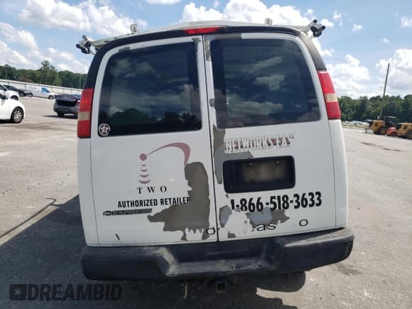 ✅ 2008 Chevrolet Express Cargo • VIN: 1GCGG25C981212796 • Lot: 63806684. Listed on Copart with 199,672 mi. Free auction sales archive from the USA and detailed vehicle history report at DreamBid. Image 6.