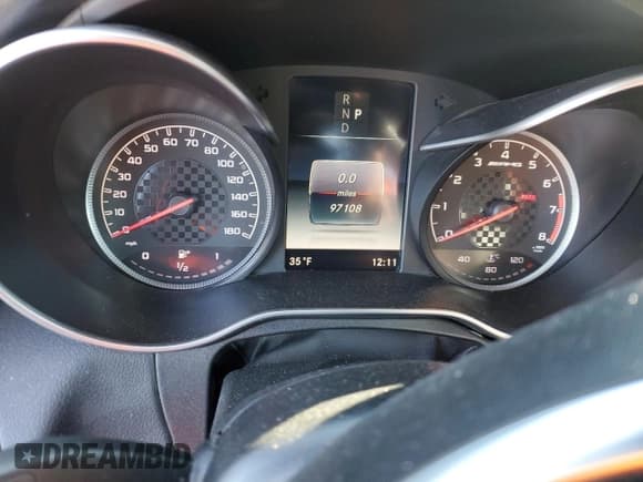 ✅ 2017 Mercedes-Benz C 43 AMG • VIN: 55SWF6EBXHU195218 • Lot: 41504645. Wystawiony na Copart z przebiegiem 97 108 mil. Bezpłatny archiwum sprzedaży aukcyjnych z USA i szczegółowy raport historii pojazdu na DreamBid. Zdjęcie 9.