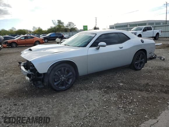 ✅ 2020 Dodge Challenger GT • VIN: 2C3CDZKG1LH106266 • Lot: 86518565. Listed on Copart with 72,185 mi. Free auction sales archive from the USA and detailed vehicle history report at DreamBid. Image 1.