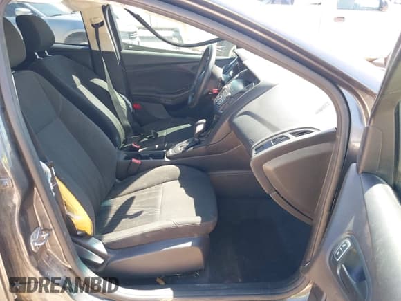 ✅ 2018 Ford Focus S • VIN: 1FADP3E23JL311680 • Lot: 42927732. Listed on IAAI with 134,430 mi. Free auction sales archive from the USA and detailed vehicle history report at DreamBid. Image 5.