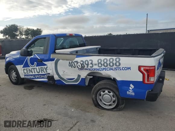 ✅ 2015 Ford F-150 XL • VIN: 1FTMF1C83FKE52187 • Lot: 70143065. Listed on Copart with 188,184 mi. Free auction sales archive from the USA and detailed vehicle history report at DreamBid. Image 2.