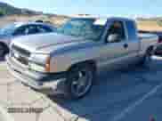 ✅ 2003 Chevrolet Silverado 1500 LS • VIN: 2GCEC19V931101936 • Lot: 43388856. Wystawiony na IAAI z przebiegiem 154 950 mil mil. Skorzystaj z bezpłatnego archiwum sprzedaży aukcyjnych z USA i zobacz szczegółowy raport historii pojazdu na DreamBid. Zdjęcie 2.