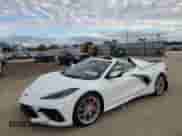 2021 Chevrolet Corvette 3LT z VIN 1G1YC3D45M5103473, wystawiony jako Copart lot #72562414 z przebiegiem 7 190 mil mil oraz Szkoda całkowita • Salvage title. Historia ofert i sprzedaży dostępna na DreamBid. Obrazek 1.
