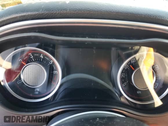 2015 Dodge Challenger SXT z VIN 2C3CDZAG8FH715103, wystawiony jako Copart lot #82575205 z przebiegiem Nie podano mil oraz Szkoda całkowita • Salvage title. Historia ofert i sprzedaży dostępna na DreamBid. Obrazek 9.