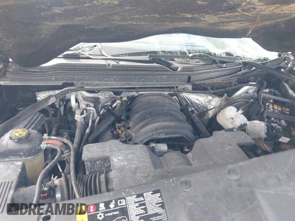 2018 Chevrolet Suburban LS с VIN 1GNSCGKC7JR352612, выставлен на аукционе IAAI как лот 43385577 с пробегом 99 845 миль миль и . История ставок и продаж доступна на DreamBid. Изображение 10.