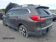 ✅ 2019 Subaru Ascent Premium • VIN: 4S4WMAFD6K3431745 • Lot: 42269721. Listed on IAAI with 131,343 mi. Free auction sales archive from the USA and detailed vehicle history report at DreamBid. Image 3.