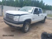 ✅ 2006 Chevrolet Silverado 2500HD LT3 • VIN: 1GCHK23D06F174096 • Лот: 42561823. Опубликован ранее на IAAI с пробегом 235 983 миль. Бесплатный доступ к архиву аукционных продаж из США и подробный отчёт об истории автомобиля на DreamBid. Изображение 2.