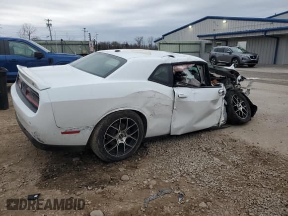 ✅ 2019 Dodge Challenger SXT • VIN: 2C3CDZGG2KH529493 • Lot: 91109685. Wystawiony na Copart z przebiegiem 53 924 mil. Bezpłatny archiwum sprzedaży aukcyjnych z USA i szczegółowy raport historii pojazdu na DreamBid. Zdjęcie 3.