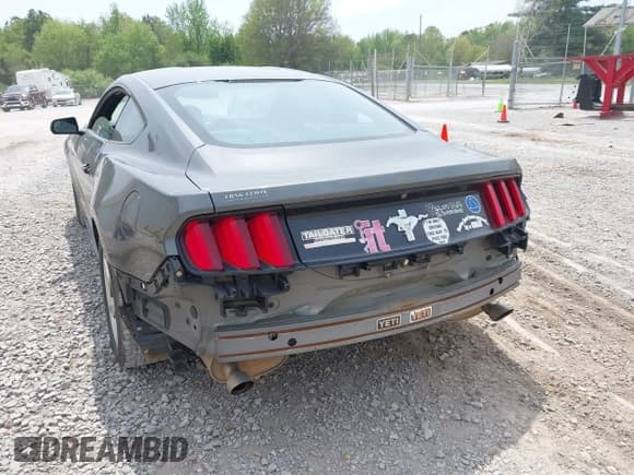 ✅ 2017 Ford Mustang V6 • VIN: 1FA6P8AM2H5304781 • Lot: 42063479. Listed on IAAI with 160,885 mi. Free auction sales archive from the USA and detailed vehicle history report at DreamBid. Image 6.