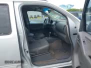 ✅ 2010 Nissan Frontier SE • VIN: 1N6AD0ER7AC404863 • Lot: 42421937. Wystawiony na IAAI z przebiegiem 200 669 mil. Bezpłatny archiwum sprzedaży aukcyjnych z USA i szczegółowy raport historii pojazdu na DreamBid. Zdjęcie 5.