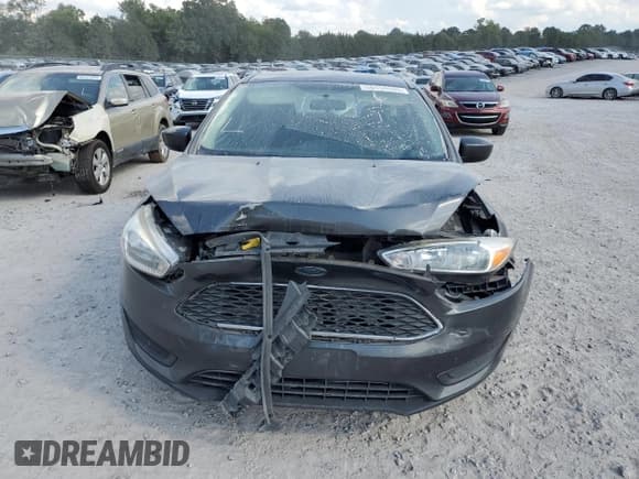 ✅ 2018 Ford Focus SE • VIN: 1FADP3K26JL275083 • Лот: 68454565. Опубликован ранее на Copart с пробегом 113 286 миль. Бесплатный доступ к архиву аукционных продаж из США и подробный отчёт об истории автомобиля на DreamBid. Изображение 5.