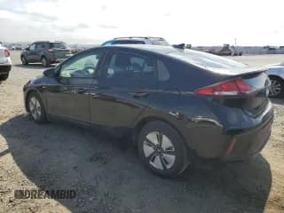 ✅ 2018 Hyundai Ioniq Blue • VIN: KMHC65LC0JU073681 • Lot: 55296685. Wystawiony na Copart z przebiegiem 130 580 mil. Bezpłatny archiwum sprzedaży aukcyjnych z USA i szczegółowy raport historii pojazdu na DreamBid. Zdjęcie 2.