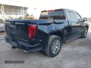 ✅ 2025 GMC Sierra 1500 Denali • VIN: 3GTUUGED5SG300089 • Лот: 42902201. Опубликован ранее на IAAI с пробегом 1 096 миль. Бесплатный доступ к архиву аукционных продаж из США и подробный отчёт об истории автомобиля на DreamBid. Изображение 4.