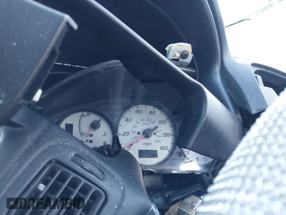 ✅ 2002 Mazda Protege • VIN: JM1BJ245721611535 • Lot: 41357925. Wystawiony na IAAI z przebiegiem Nie podano. Bezpłatny archiwum sprzedaży aukcyjnych z USA i szczegółowy raport historii pojazdu na DreamBid. Zdjęcie 7.