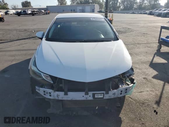 ✅ 2017 Chevrolet Cruze LT • VIN: 1G1BE5SM6H7104379 • Lot: 81688005. Wystawiony na Copart z przebiegiem 116 737 mil mil. Skorzystaj z bezpłatnego archiwum sprzedaży aukcyjnych z USA i zobacz szczegółowy raport historii pojazdu na DreamBid. Zdjęcie 5.