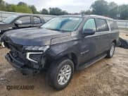 ✅ 2023 Chevrolet Suburban LT • VIN: 1GNSCCKD9PR289877 • Лот: 89849575. Опубликован ранее на Copart с пробегом 74 284 миль. Бесплатный доступ к архиву аукционных продаж из США и подробный отчёт об истории автомобиля на DreamBid. Изображение 1.